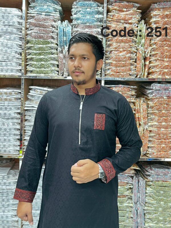 BS- Code : 251 ( Gizza Black )