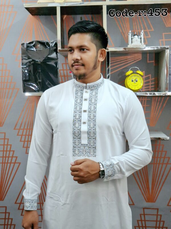 BS- Code : 453 ( Sliver White )